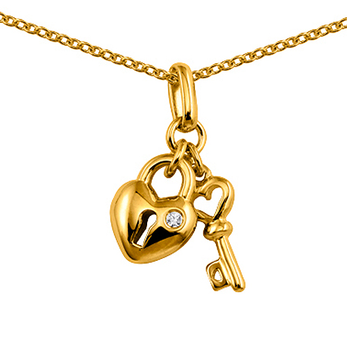Collier avec pendentif coeur pierre et plaqué or
